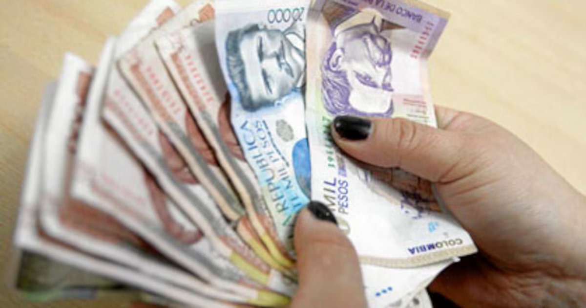 Prima de Navidad en Colombia: qué funcionarios reciben el pago en 2025 y qué día de diciembre se la deben cancelar