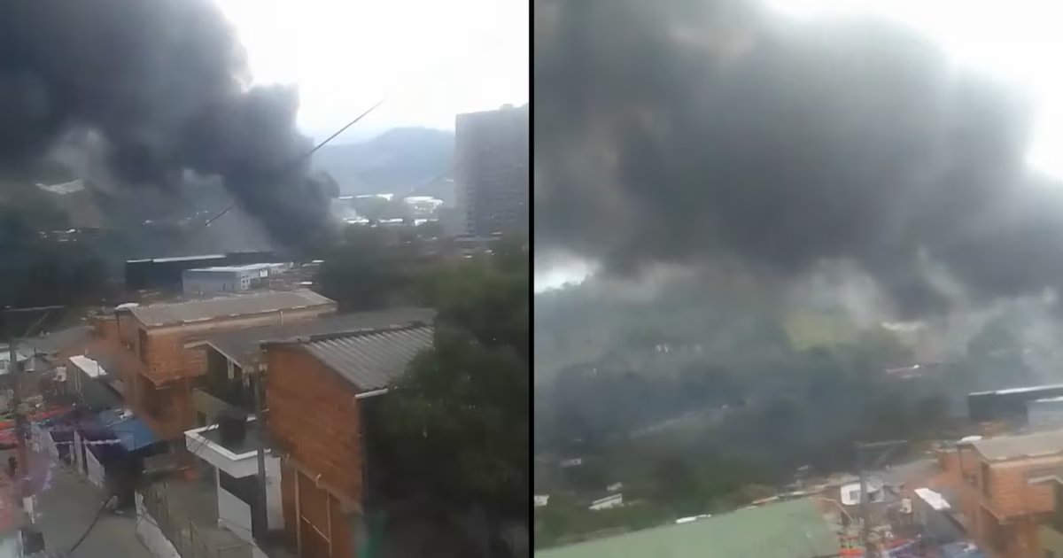 Reportan fuerte incendio en La Estrella, Antioquia: una empresa y varias casas fueron consumidas por las llamas