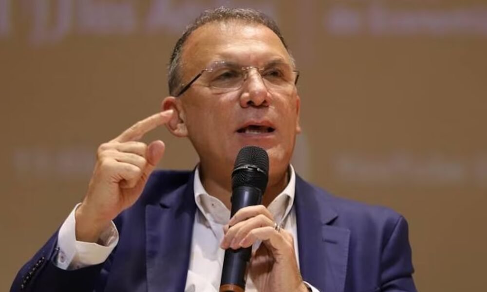 Roy Barreras afirmó que las bandas criminales se apoderaron de los municipios en Colombia: “El matón más grande de Colombia fue Pablo Escobar y lo derrotamos”