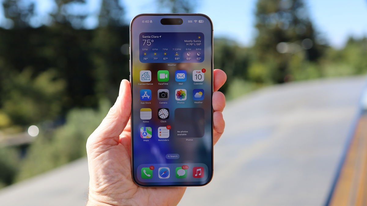 Se filtra una beta de iOS 19 que muestra cómo habría sido iOS 26 sin Liquid Glass