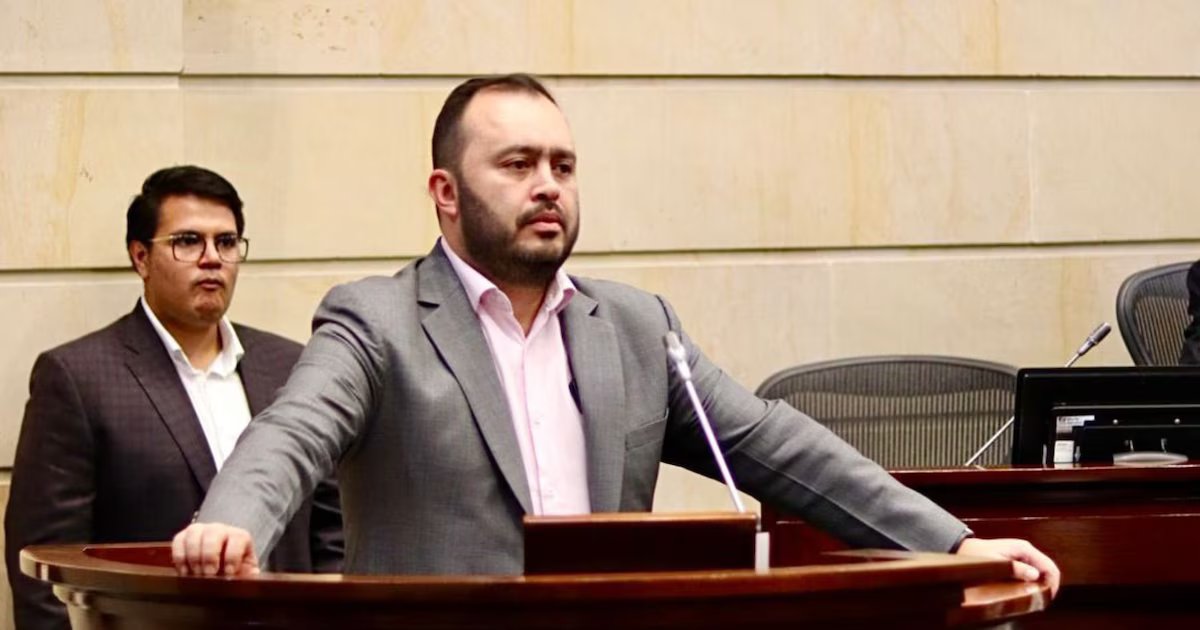 Senador que había prometido “darle cristiana sepultura” a reforma tributaria 3.0 cambió su voto: así habría buscado salvarla de su hundimiento