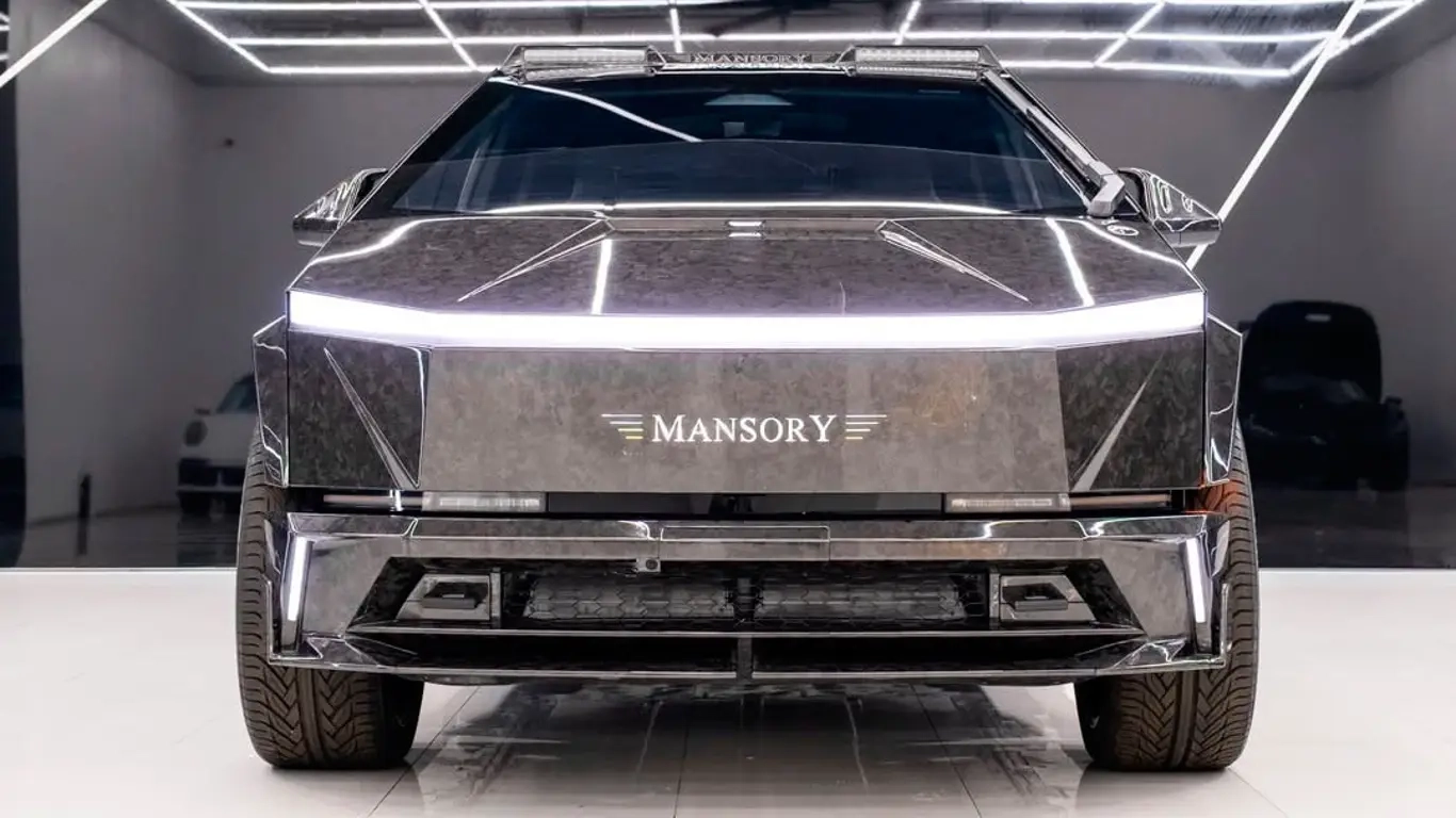 Tesla Cybertruck en carbono forjado