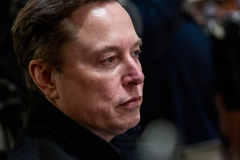 “Tesla engañó a los consumidores”: la empresa tiene 60 días para corregir afirmaciones sobre el piloto automático o será sancionada - El Universo