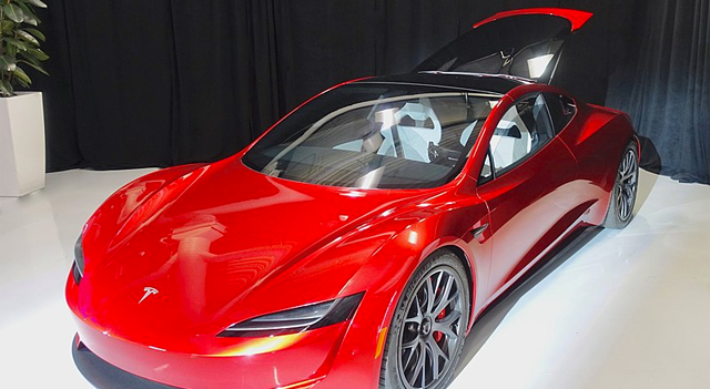 Tesla lanza en Europa una versión más económica del Model 3 para impulsar la demanda
