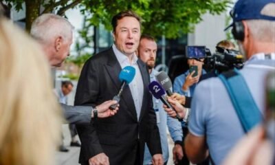Tesla pagará a Elon Musk decenas de millas de millones de dólares