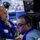 Tesla y Nvidia encabezan una jornada de caídas en Wall Street - Diario Neuquino