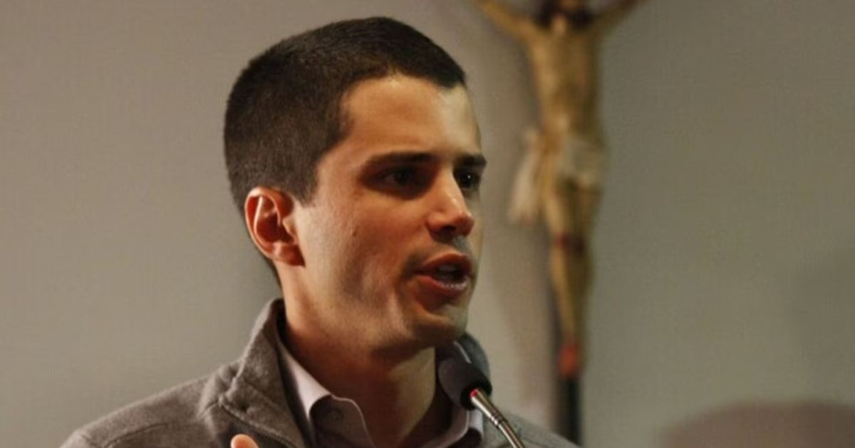 Tomás Uribe respalda crítica de Paloma Valencia a Abelardo de la Espriella y destaca debate sin “superioridad moral”