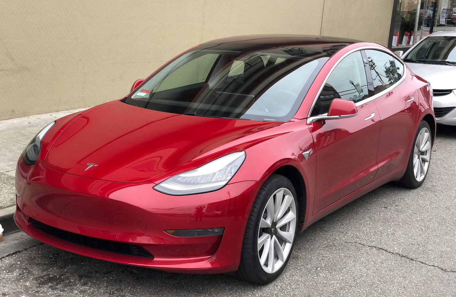 Un prestigioso taller alerta de fallos “catastróficos” en ciertas baterías de Tesla fabricadas en China: "Son irreparables"