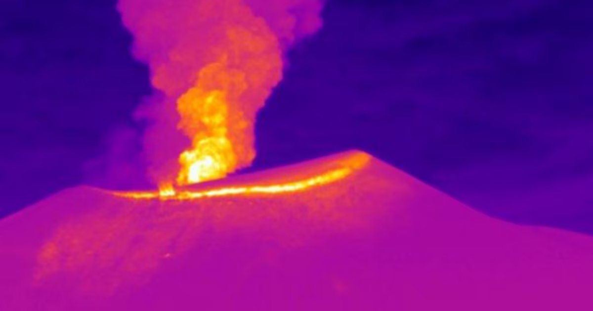 Volcán Puracé en alerta naranja: instalarán cámara térmica y nuevos sensores para reforzar el monitoreo