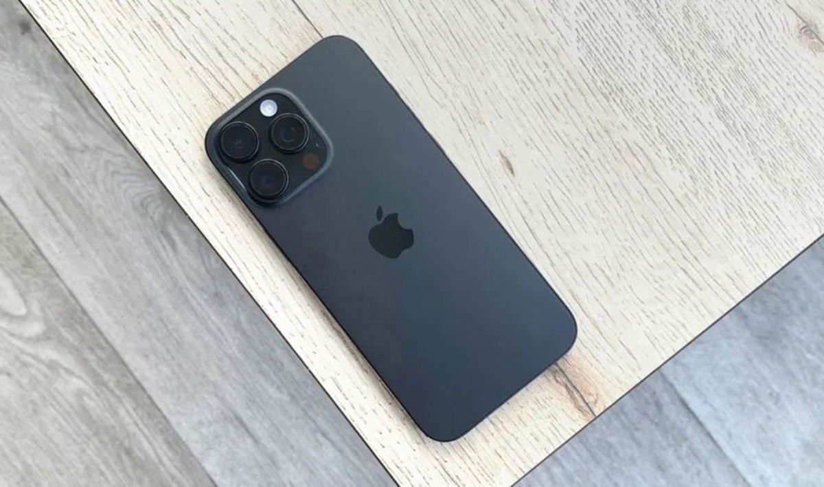 el iPhone 16 Pro Max sigue siendo mi móvil personal y por este precio me lo volvería a comprar dos veces