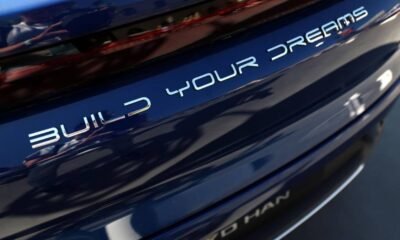 Tesla cede el título de mayor fabricante de eléctricos del mundo a favor de la china BYD