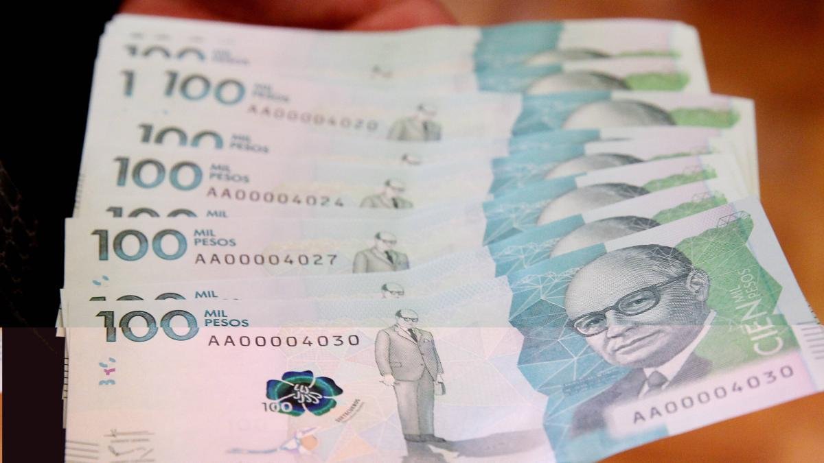 El salario mínimo no es gratis (y alguien siempre paga la cuenta)