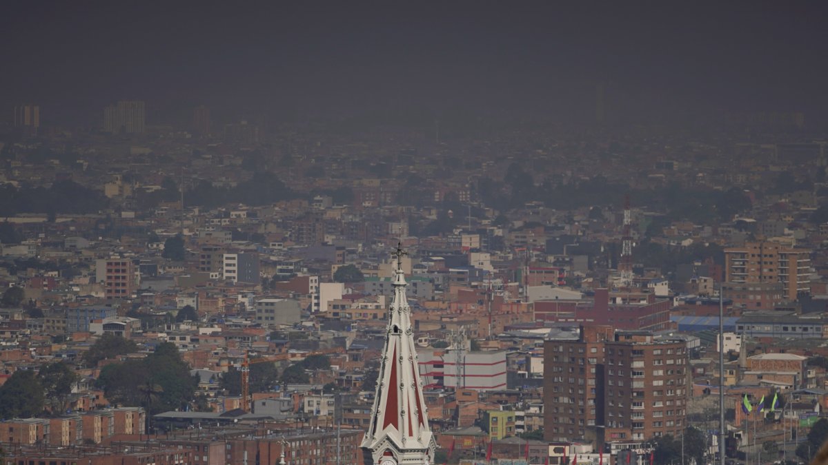 Más de 1.100 muertes al año en Bogotá estarían asociadas a gases contaminantes, según estudio de la Universidad Nacional