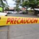 cayó en un recipiente con agua mientras familiares estaban distraidos