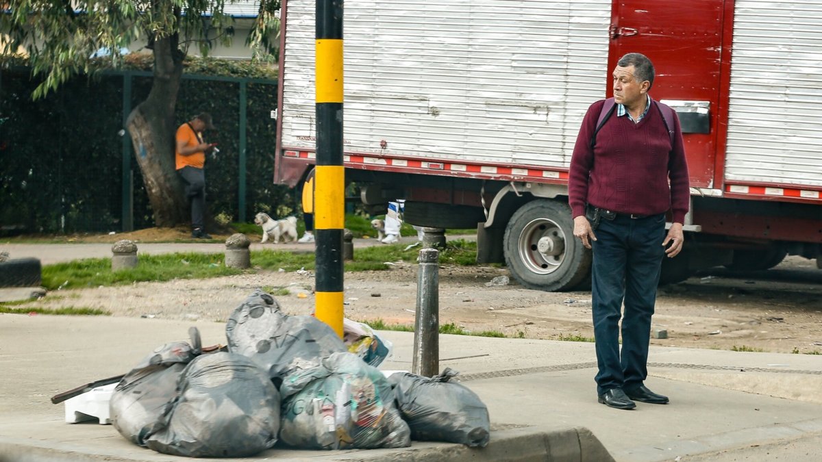 Uaesp reporta un aumento del 19 % en el arroyo clandestino de desechos