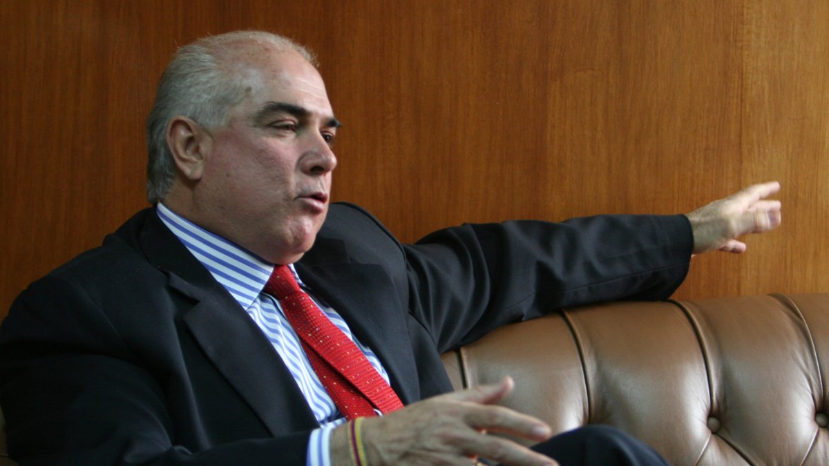 En Ponedera (Atlántico) capturan a Jorge Visbal Martelo, expresidente de Fedegán, tras quedar en firme condena por vínculos con paramilitares