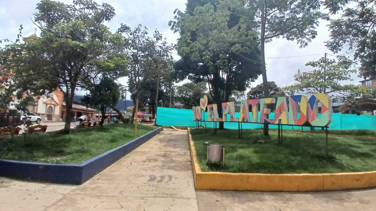 identifican a la persona que murió; una niña está gravemente herida