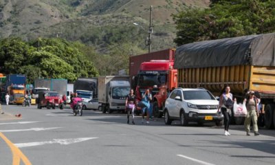advierten que el bloqueo podría vía a Buenaventura y hacia el interior del país; efectos de taponamientos
