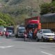 advierten que el bloqueo podría vía a Buenaventura y hacia el interior del país; efectos de taponamientos