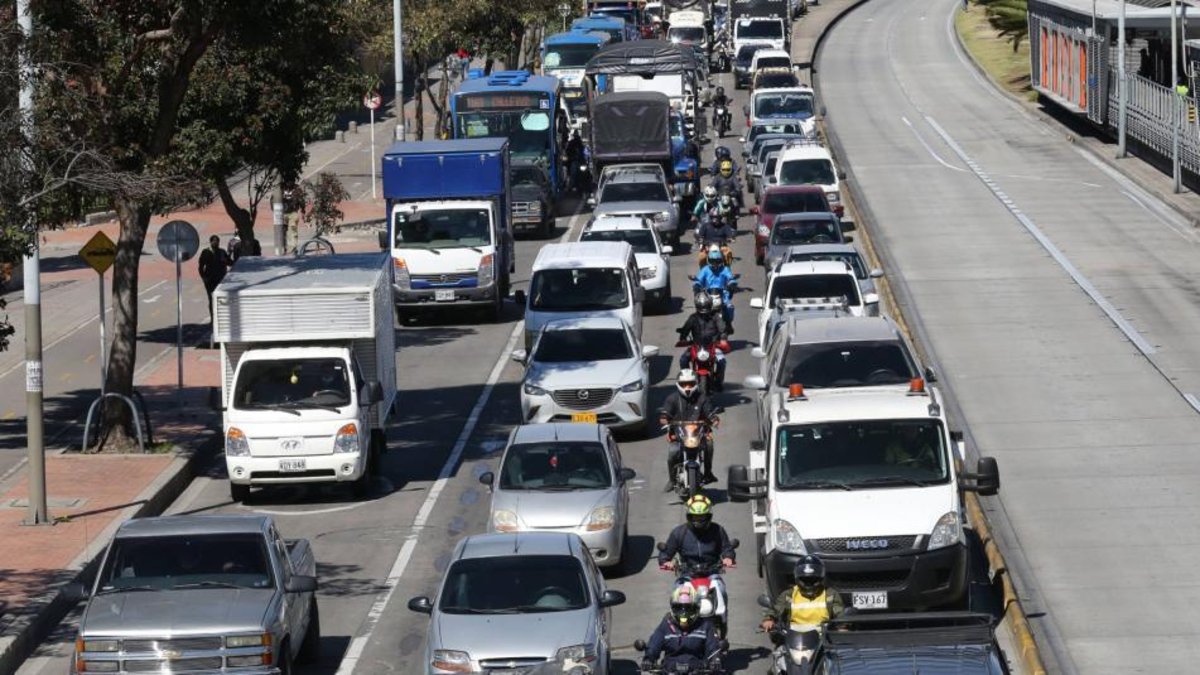Voy y vuelvo | Se venden más carros, ¿buena o mala noticia?