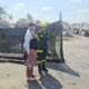 Dos jóvenes fueron rescatados de una tragedia en las playas de Puerto Colombia: el fuerte olor los arrastró con rapidez