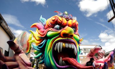 Así se preparan los autores de las carrozas para el día mayor del Carnaval de Negros y Blancos, el 6 de enero.