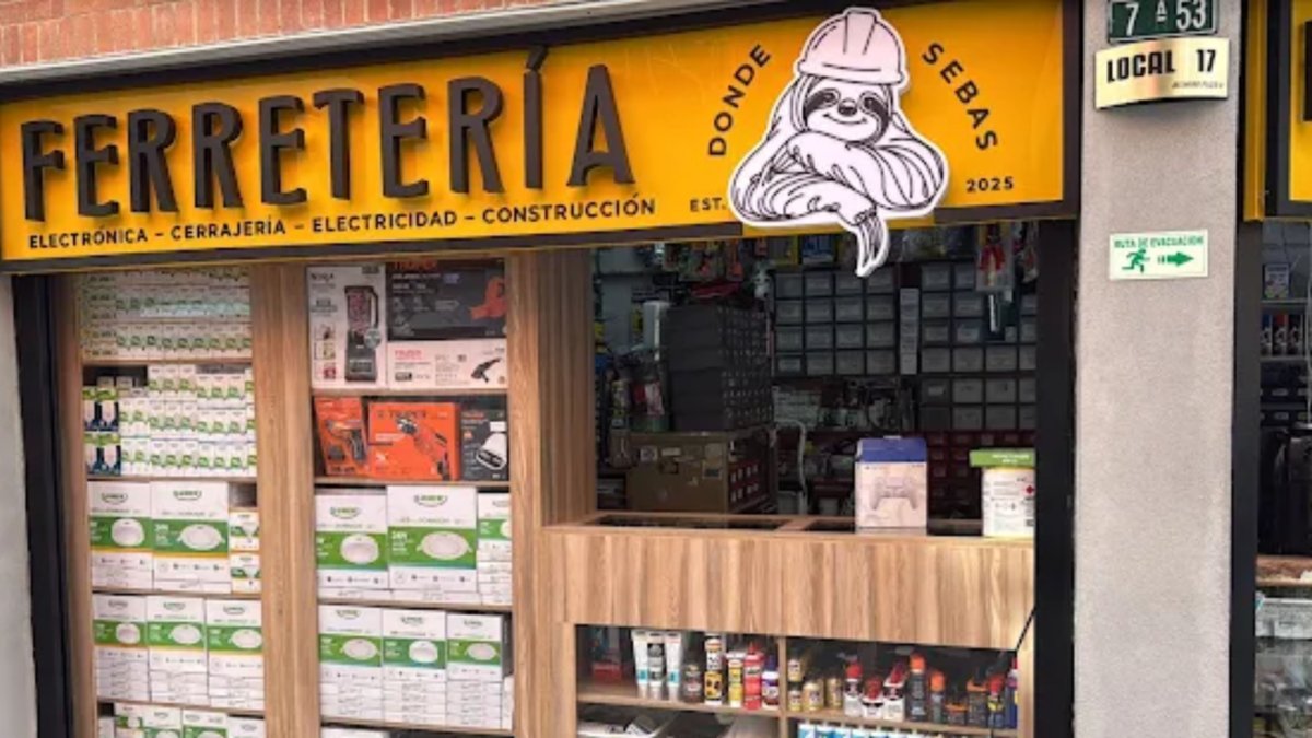 comerciante de ferretería en el norte de Bogotá por aumento del salario mínimo