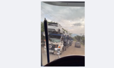 Así, la Policía recuperó las 17 camionetas de alta gama en dos tractocamiones que habían sido robadas entre Valle y Cauca; provenían de Cartagena