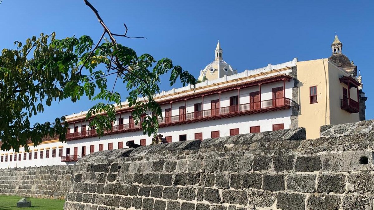 Distrito y Armada Nacional sellan acuerdo para crear el nuevo 'Corredor Histórico'