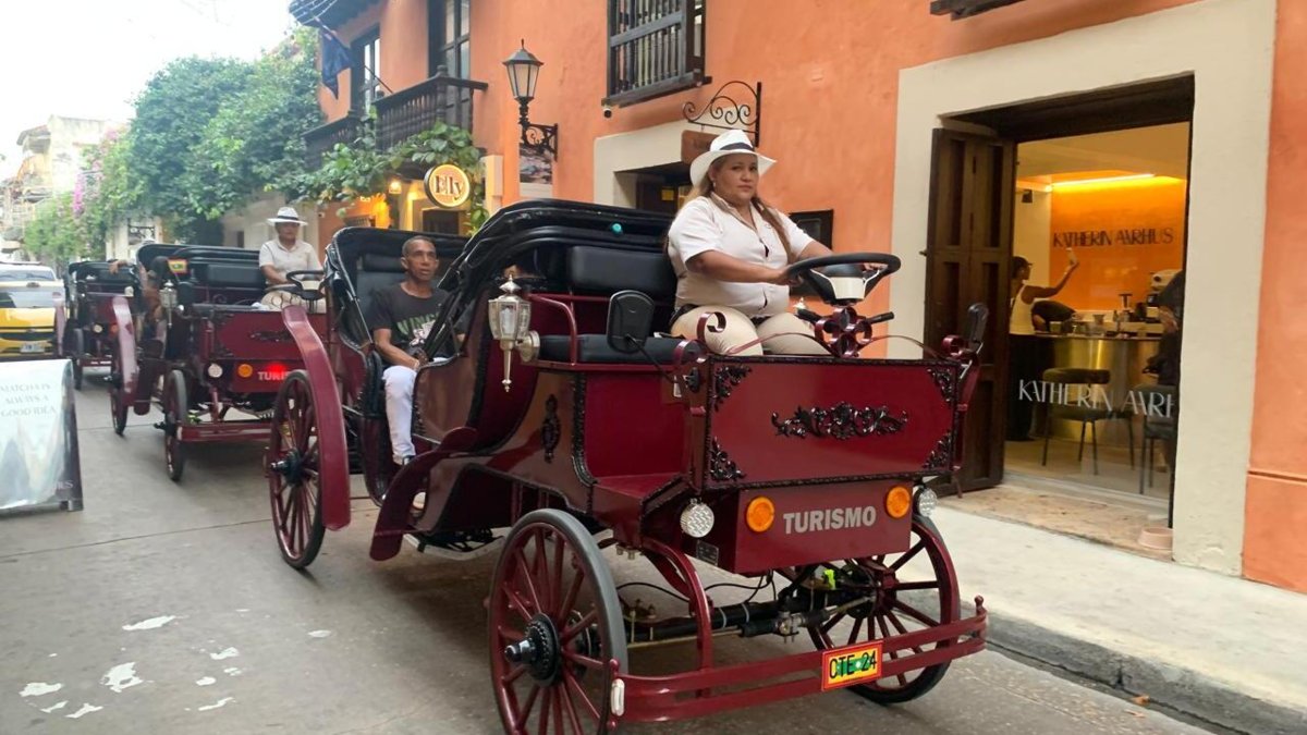 Juzgado, Procuraduría General y Defensoría niegan tutela contra los coches eléctricos, que ya ruedan por el Centro Histórico