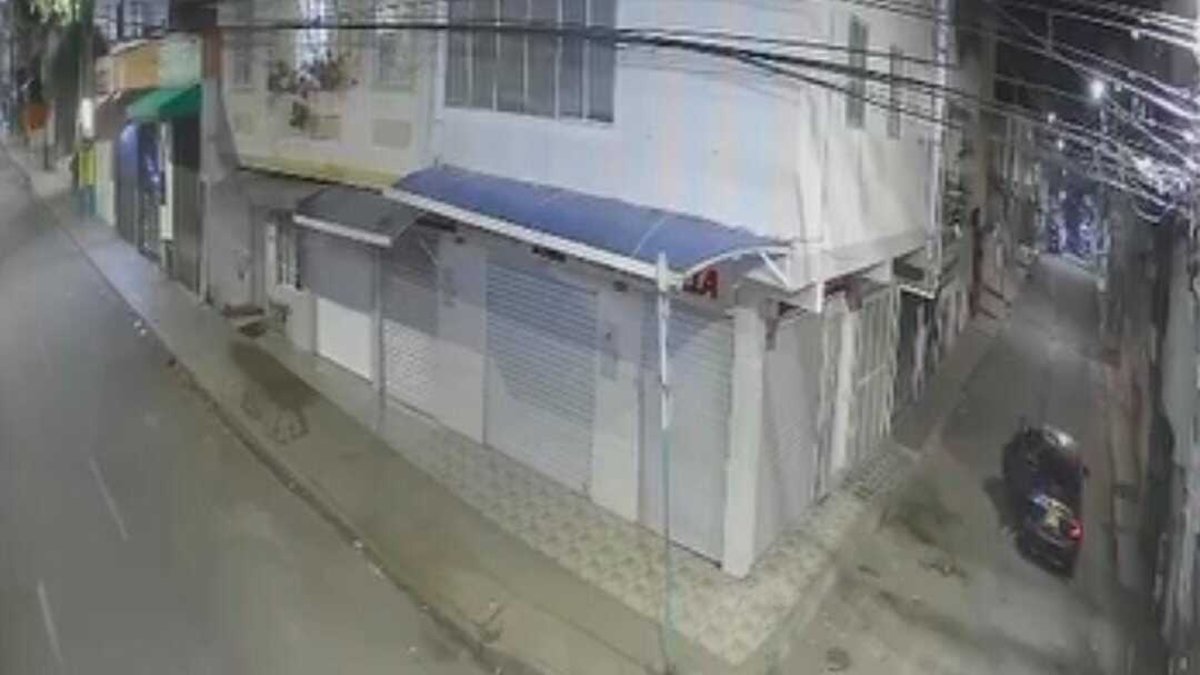 'Llamen a la Policía, se llevan a mi hija': los gritos desesperados de mujer tras ser víctima de robo en un transporte ilegal en Floridablanca