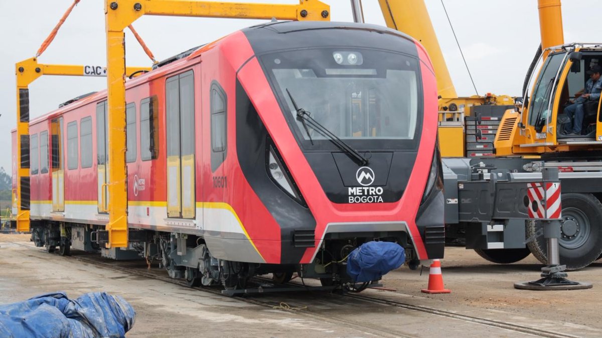 El quinto tren del Metro de Bogotá ya está en la ciudad y avanza hacia su fase de pruebas
