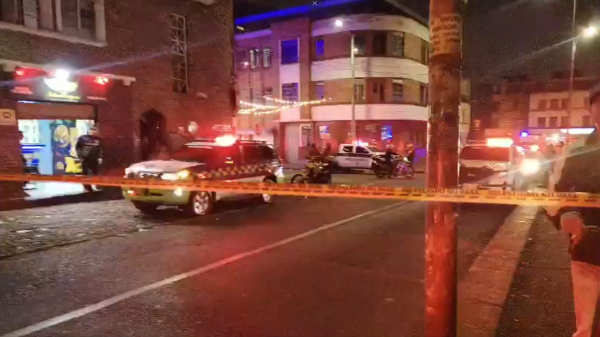 Lo que se sabe de la explosión en bar del barrio Santa Fe, centro de Bogotá; hombres en una motocicleta lanzaron una granada