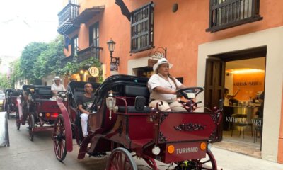 este fin de semana vuelven a rodar los coches eléctricos de forma gratuita para locales y turistas por el Centro Histórico