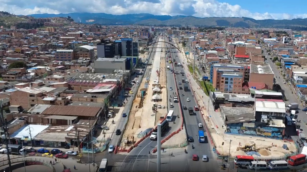 las fases II y III de TransMilenio acumulan más de tres años de retrasos con una inversión de 1,27 billones de pesos