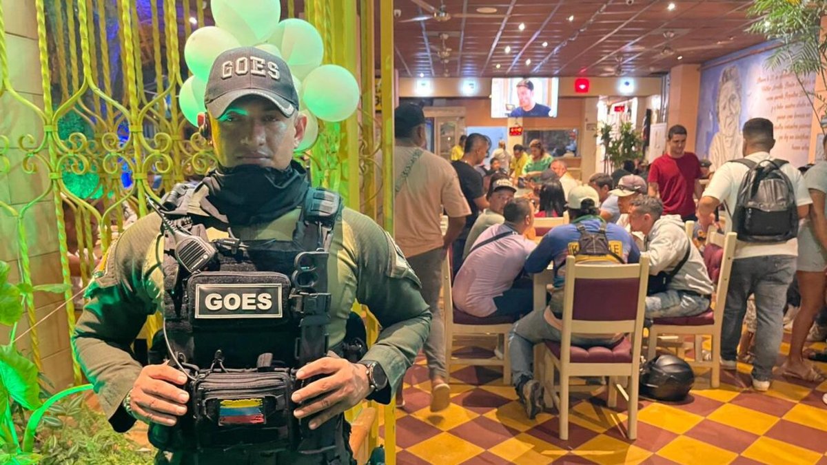 La extorsión al comercio en Sincelejo llegó a niveles tan alarmantes que la policía debe prestar guardia permanente en lugares amenazados.