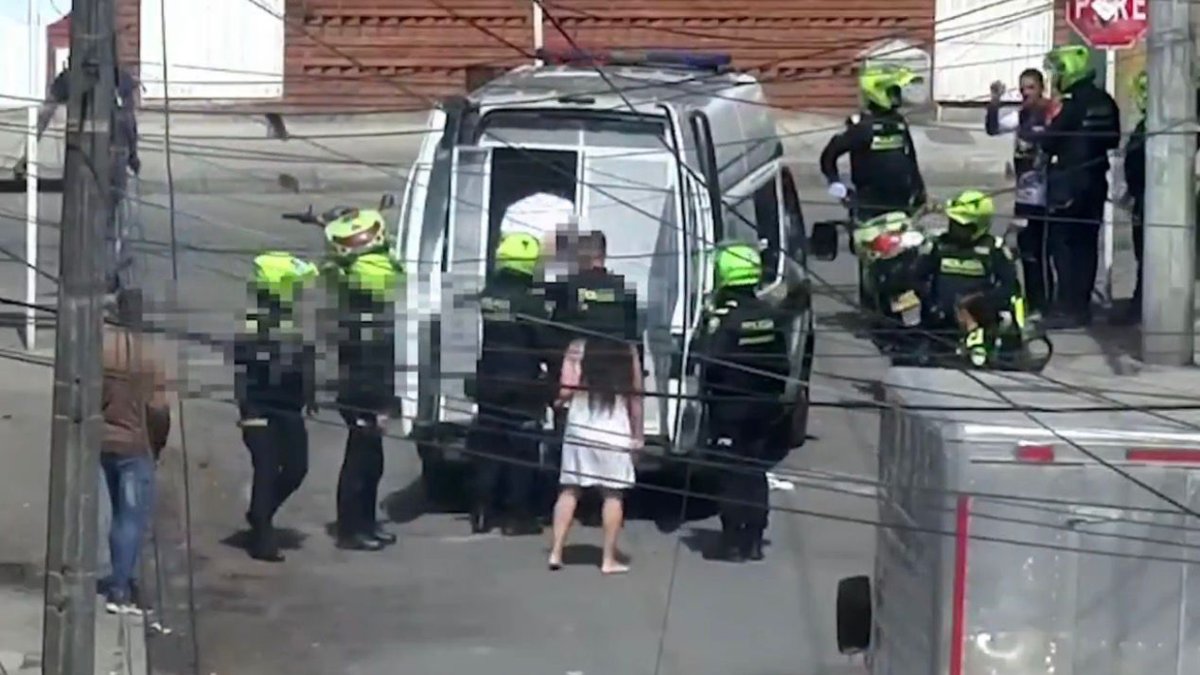 Riña en Fontibón terminó con una captura y dejó al descubierto una orden judicial contra una mujer por extorsión