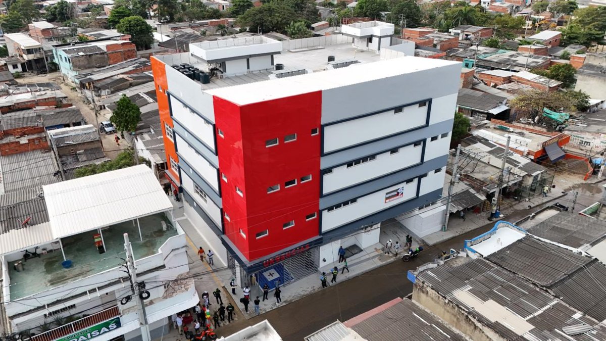 Distrito de Cartagena entregó El Hospital de Nelson Mandela, un 'elefante blanco' que tardó 14 años en obra negra