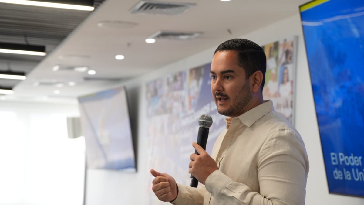 Gobernadores del Caribe impulsan su propio Plan Energético para enfrentar fallas del sistema y aprovechar su potencial solar y eólico