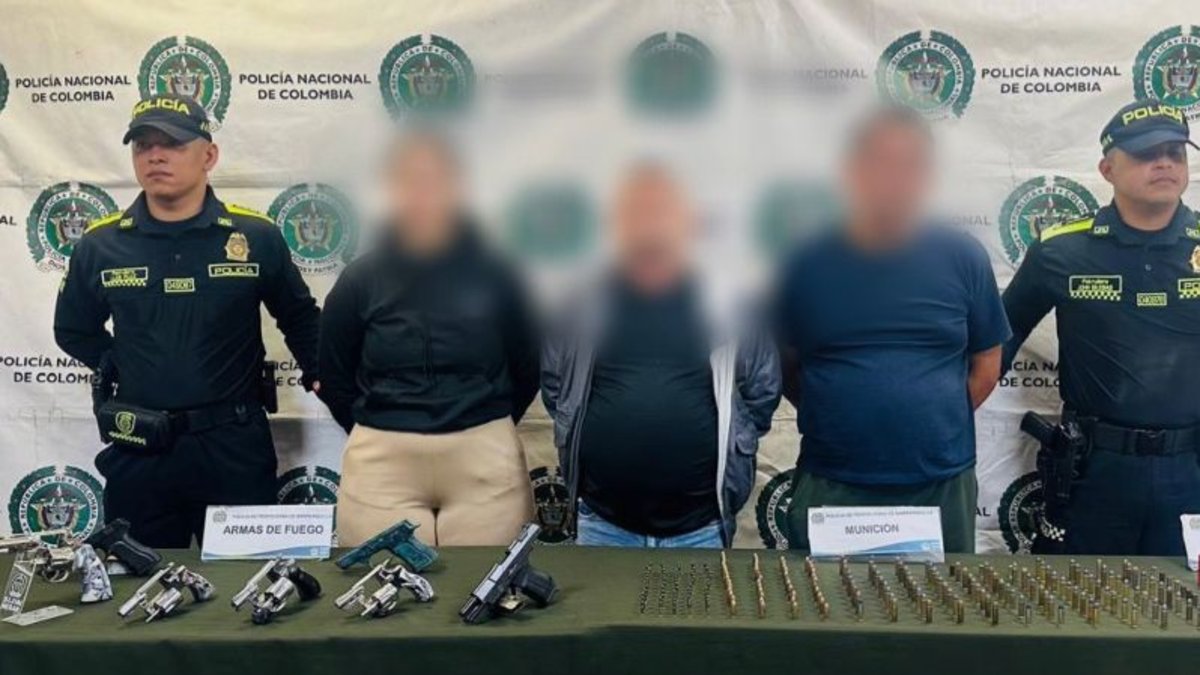 capturan a tres presuntos colaboradores y decomisan arsenal en Barranquilla