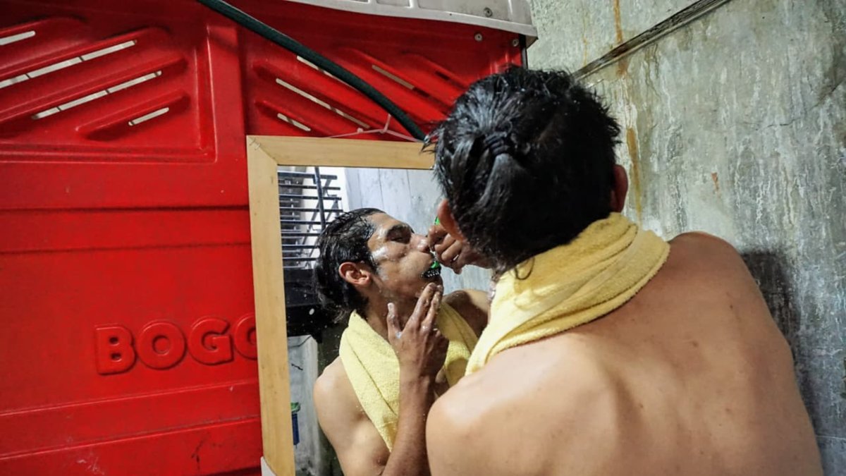 Servicios de baño, higiene y salud para habitantes de calle en el parque Tercer Milenio, centro de Bogotá, se amplían desde febrero