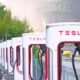 Acciones de Tesla caen tras la expectativa de menor entrega de autos