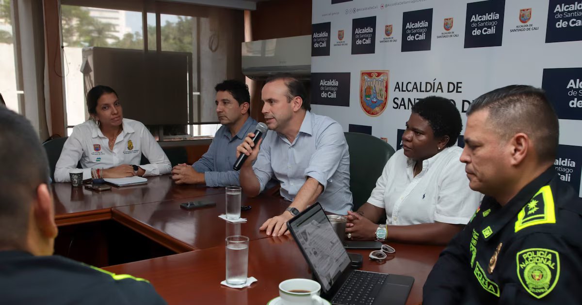 Alcaldía de Cali ofreció recompensa de $20 millones por información que permita desmantelar talleres ilegales de armas