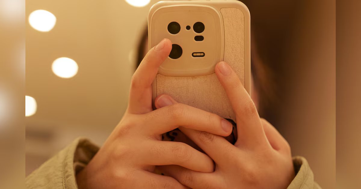 Alerta por aumento de casos de ‘grooming’ tras filtración de chat de una víctima: así acechan a menores en redes sociales
