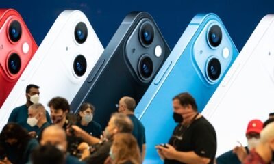 Apple supera expectativas gracias al iPhone, pero alerta por presión en márgenes