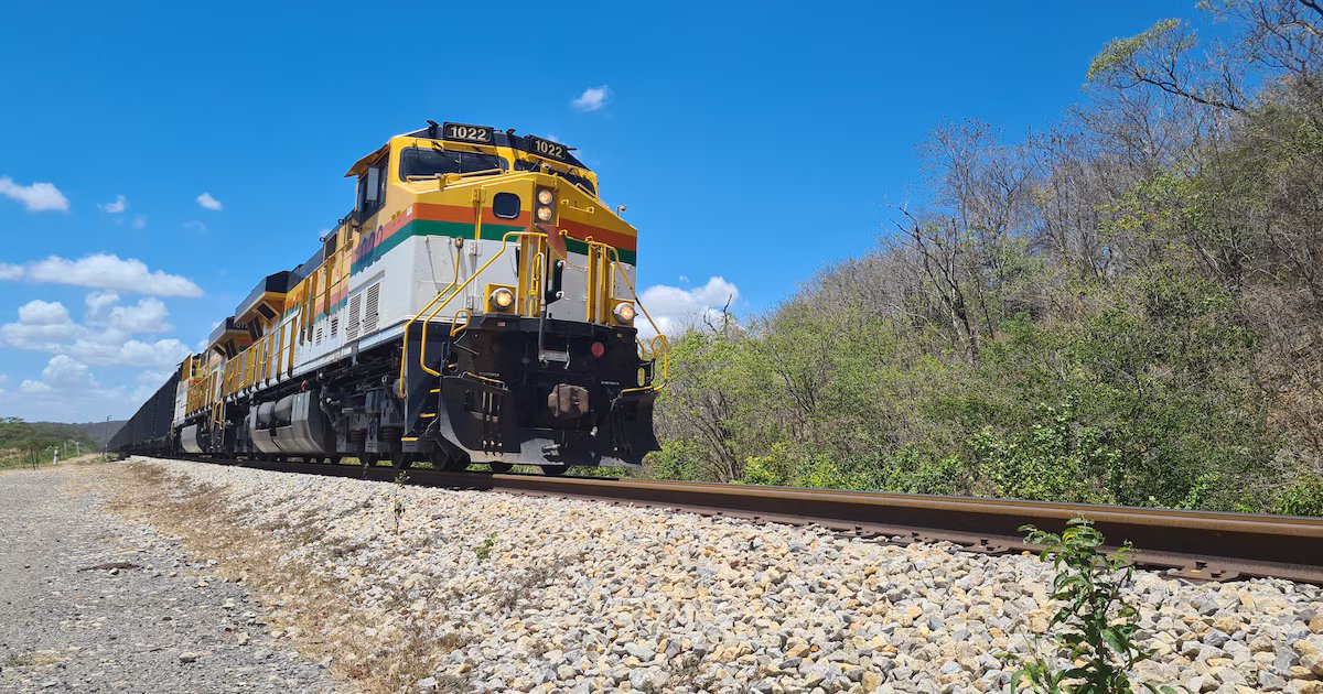 Atentado a tren del Cerrejón expone riesgos de seguridad en la infraestructura férrea clave para la operación minera