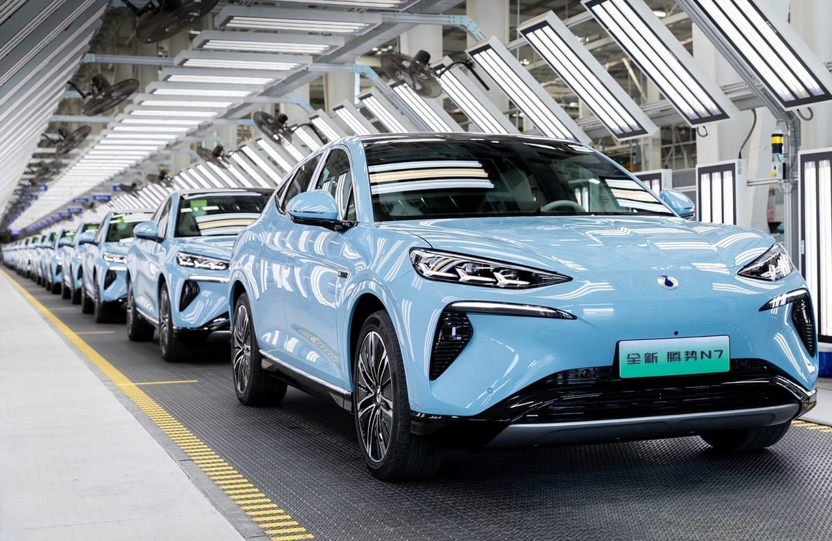 BYD desbanca a Tesla como mayor fabricante mundial de coches eléctricos