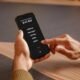 Cada vez hay más móviles que quieren que usemos menos el móvil. No tienen nada que el iPhone no ofrezca