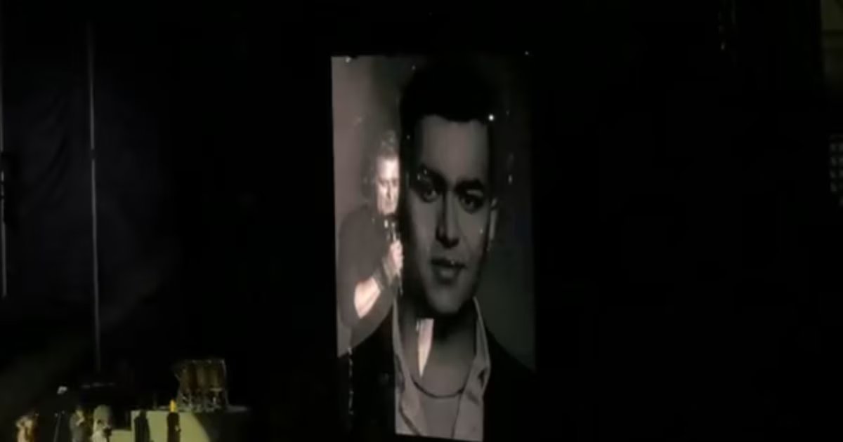 Carlos Vives homenajea a Yeison Jiménez cantando “Jaime Molina” en plena Feria de Manizales
