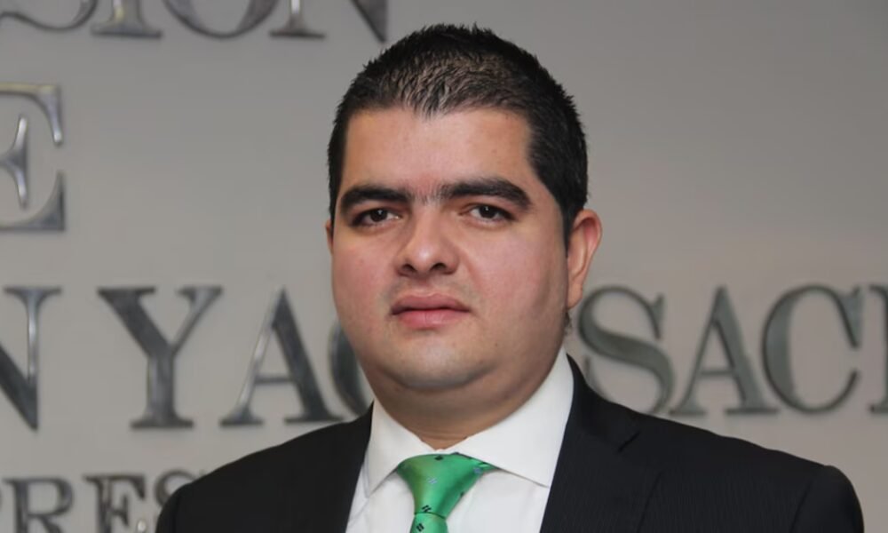 Caso de Julián Bedoya, acusado de irregularidades en su grado, estaría en riesgo de preescribir, según advertencia de la Universidad de Medellín
